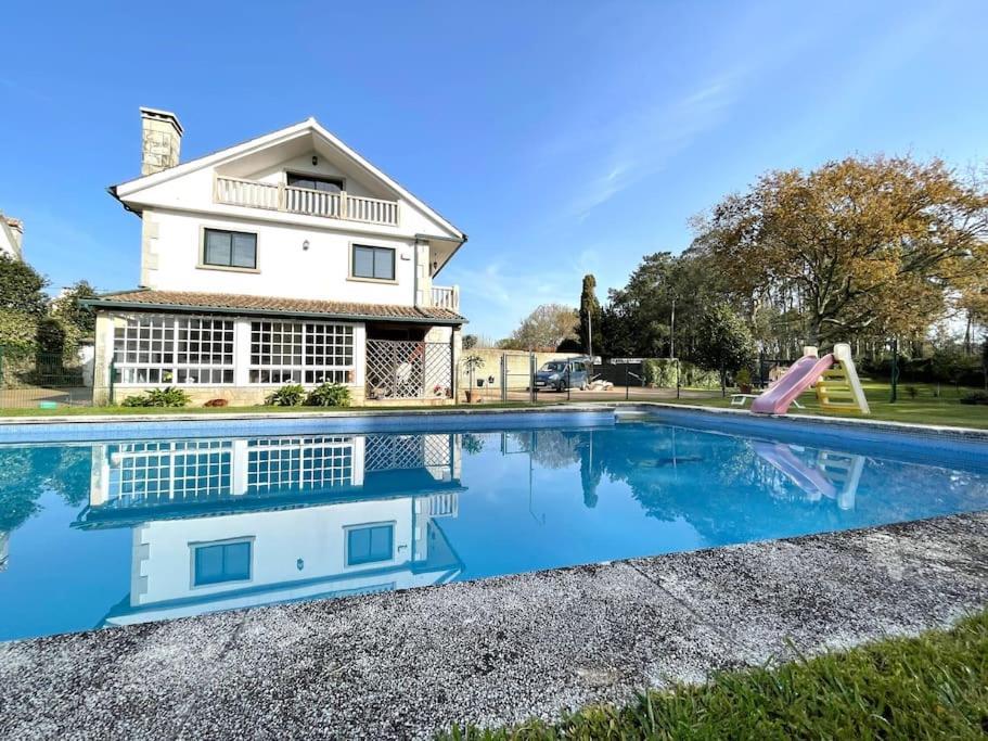 Amplia Casa Familiar Villa Pontevedra Exterior photo